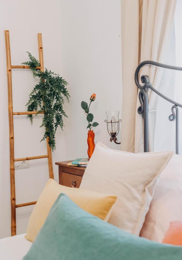 South Nature Rooms Малага Екстериор снимка